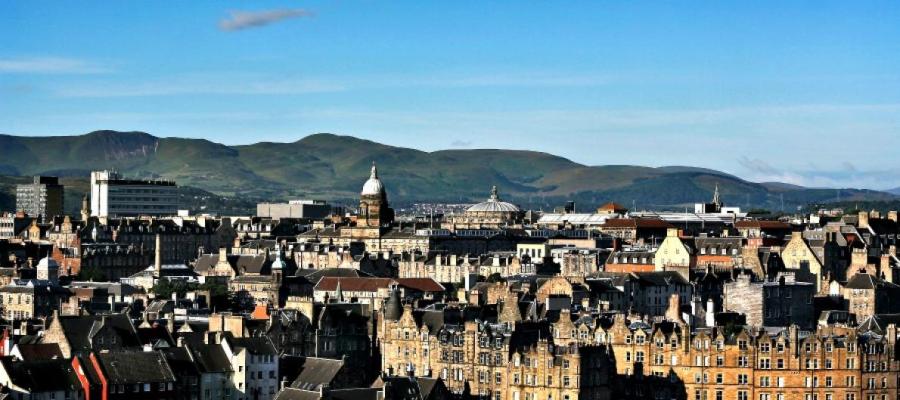 Edinburgh skyline